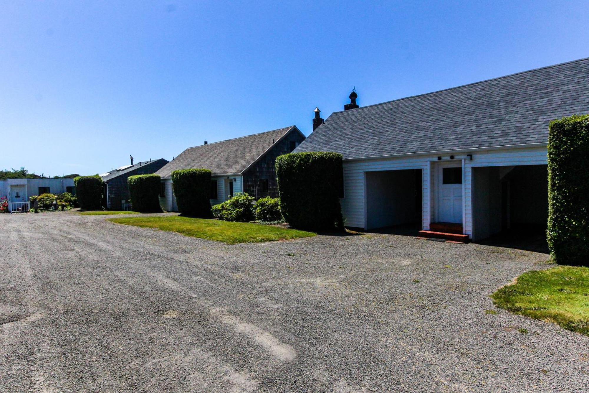 Cape Cod Cottages - #2 Waldport Exterior photo